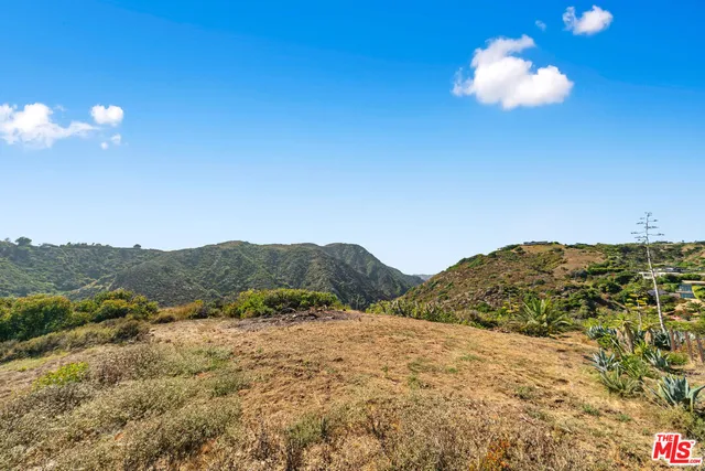 $4,995,000 | 0 Scenic Place, Pacific Palisades, CA 90272