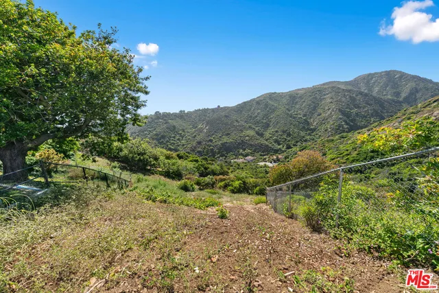 $4,995,000 | 0 Scenic Place, Pacific Palisades, CA 90272