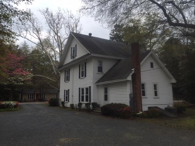 95 Community Road, Unit APPT 2 Pinehurst, NC 28374 - Photo 5 of 16 Side view of house from private car park