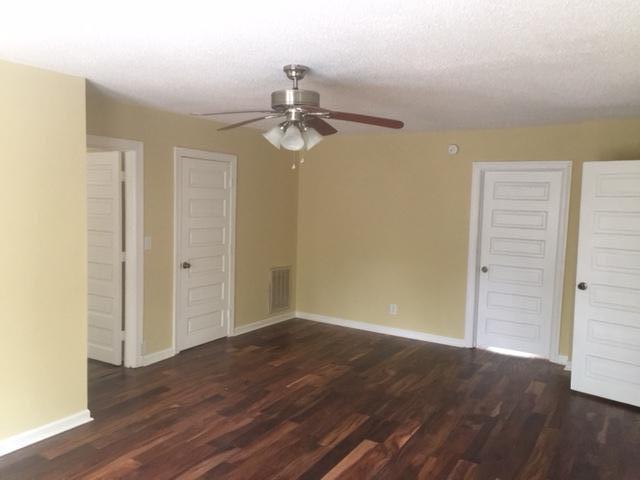95 Community Road, Unit APPT 2 Pinehurst, NC 28374 - Photo 8 of 16 Living room