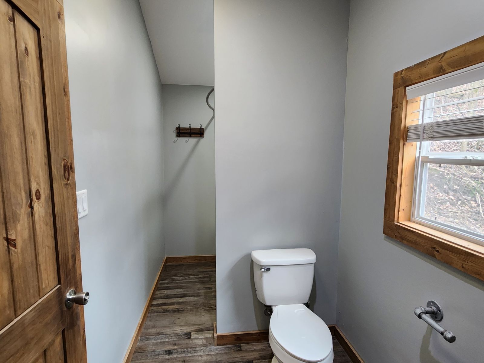 2179 Hackney Road Greenbrier, TN 37073 - Photo 12 of 20 a bathroom with a toilet and a window