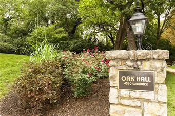 $375,000 | 4550 Warwick Boulevard, Unit 70304, Kansas City, MO 64111