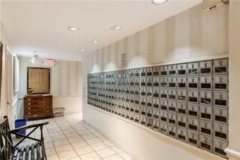 $375,000 | 4550 Warwick Boulevard, Unit 70304, Kansas City, MO 64111