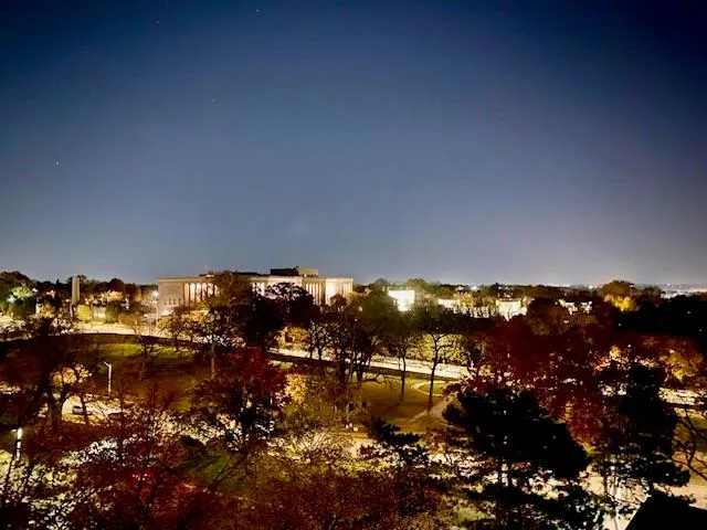 $375,000 | 4550 Warwick Boulevard, Unit 70304, Kansas City, MO 64111