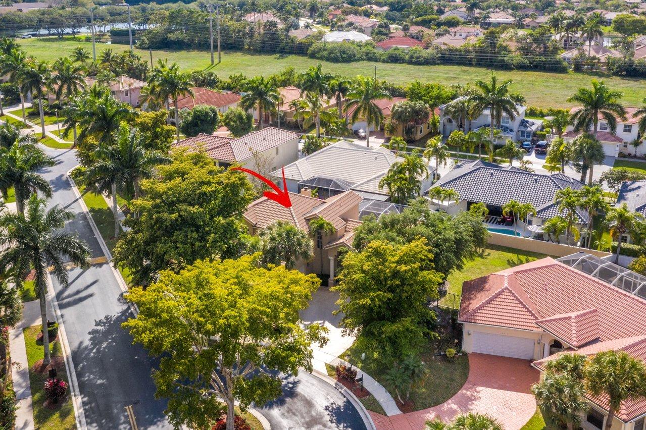10921 Haydn Drive Boca Raton, FL 33498 - Photo 43 of 45 an aerial view of residential houses with outdoor space and swimming pool