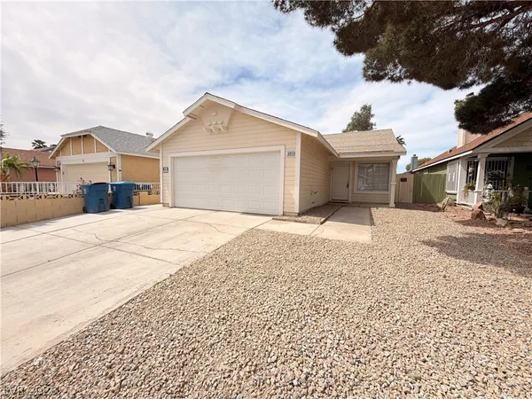 $1,849 | 1593 Teardrop Street, Las Vegas, NV 89142