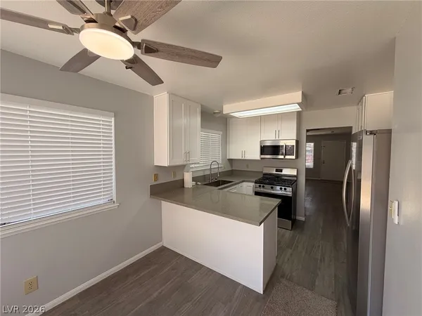 $1,900 | 1593 Teardrop Street, Las Vegas, NV 89142