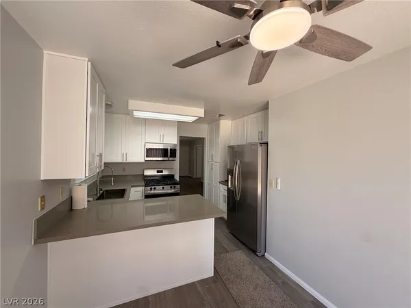 $1,900 | 1593 Teardrop Street, Las Vegas, NV 89142