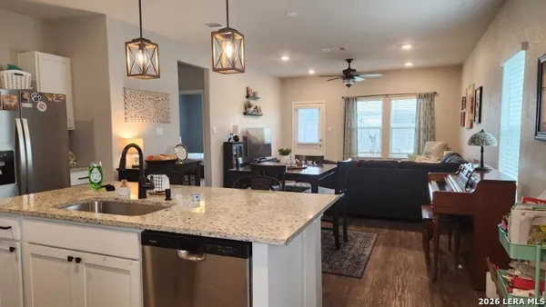 $1,795 | 1275 Yellow Warbler Run, San Antonio, TX 78253