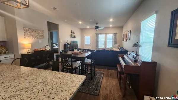 $1,795 | 1275 Yellow Warbler Run, San Antonio, TX 78253