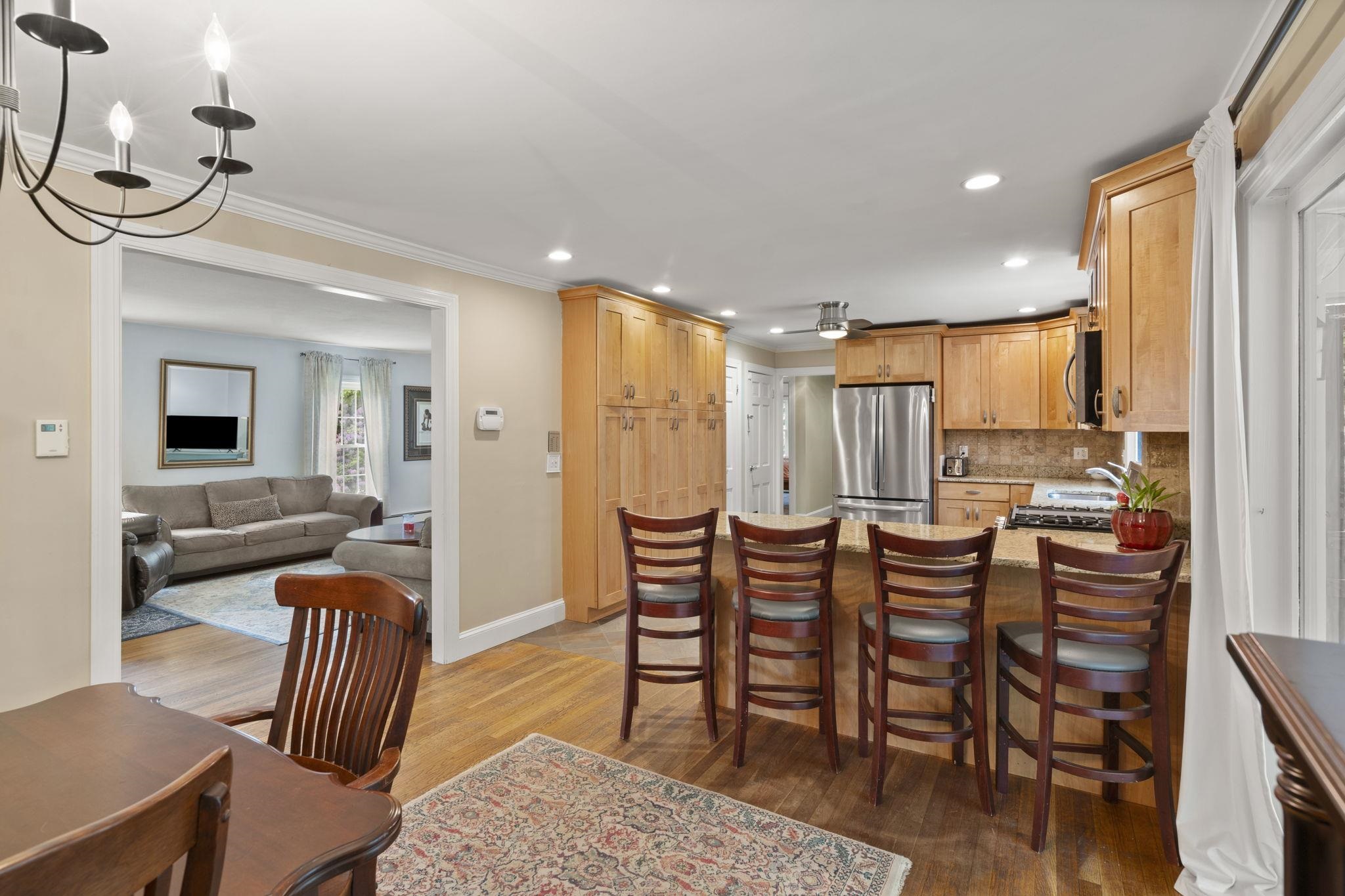 11 Dunbarton Drive Nashua, NH 03063 - Photo 15 of 45