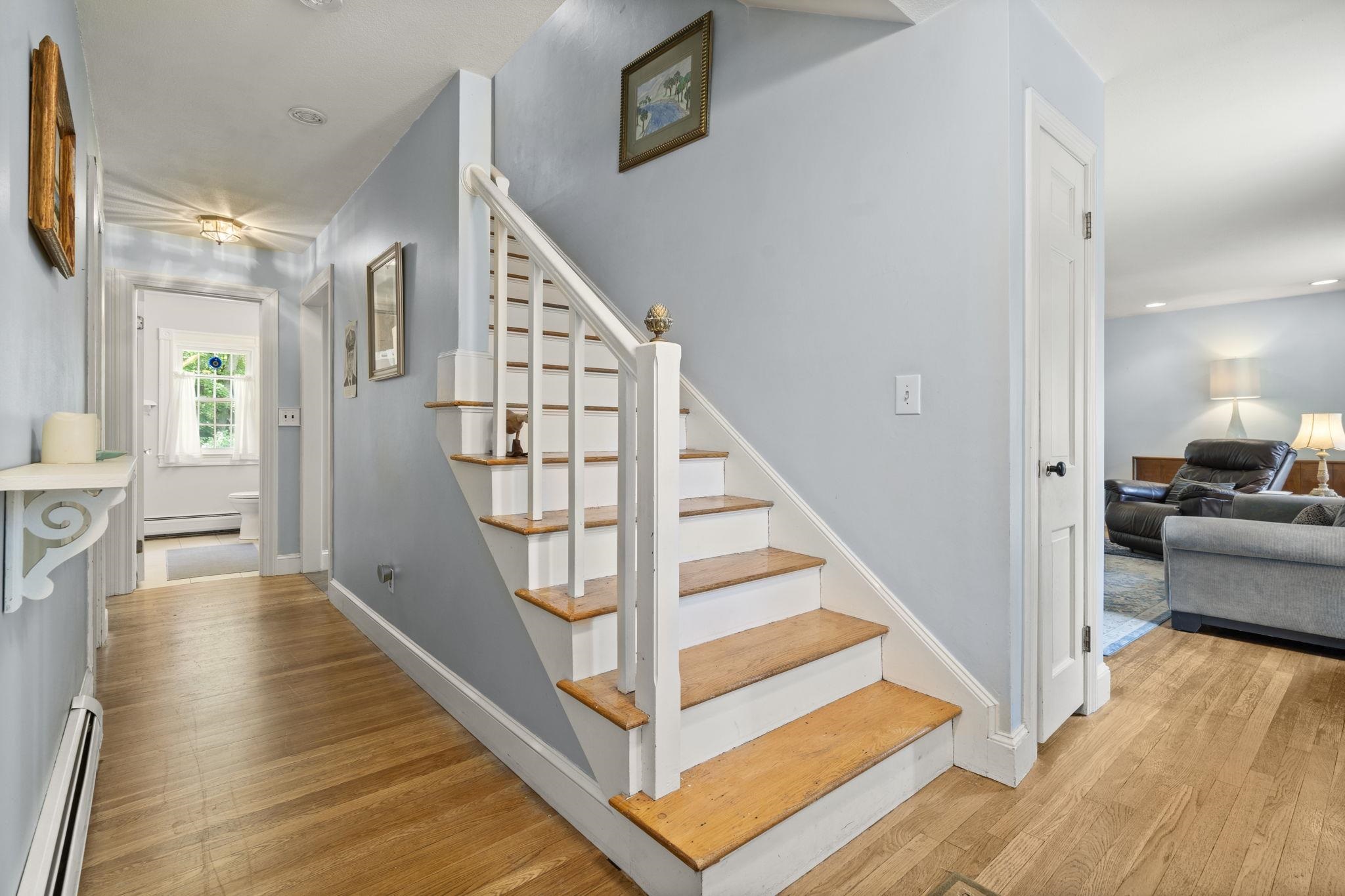 11 Dunbarton Drive Nashua, NH 03063 - Photo 27 of 45