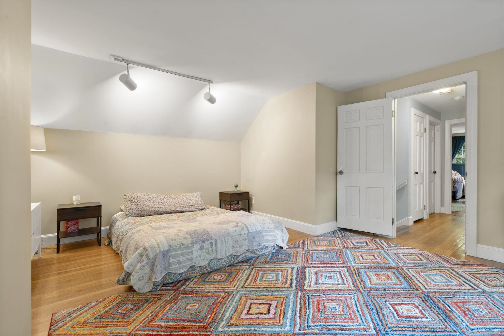 11 Dunbarton Drive Nashua, NH 03063 - Photo 33 of 45