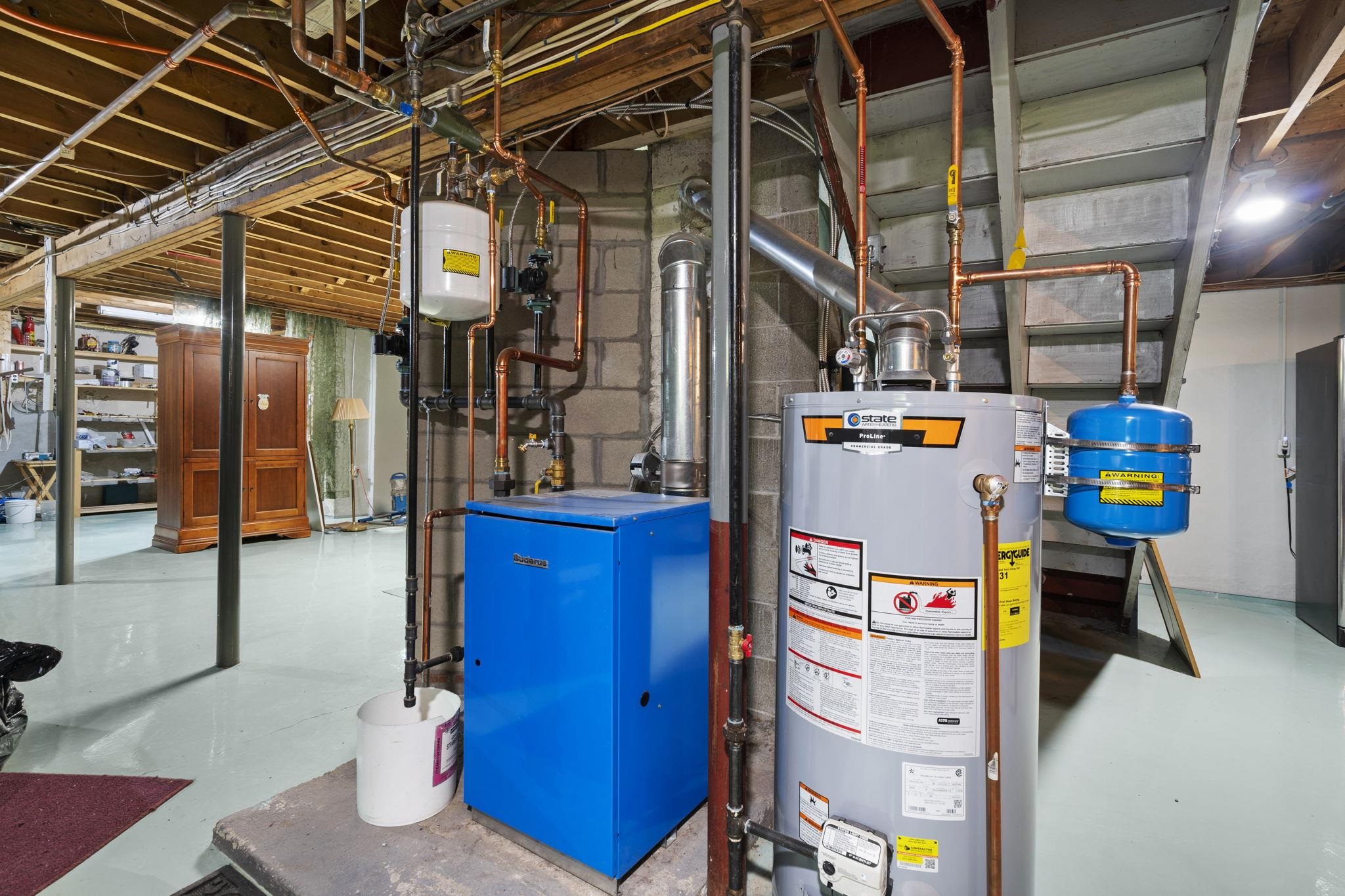 11 Dunbarton Drive Nashua, NH 03063 - Photo 41 of 45