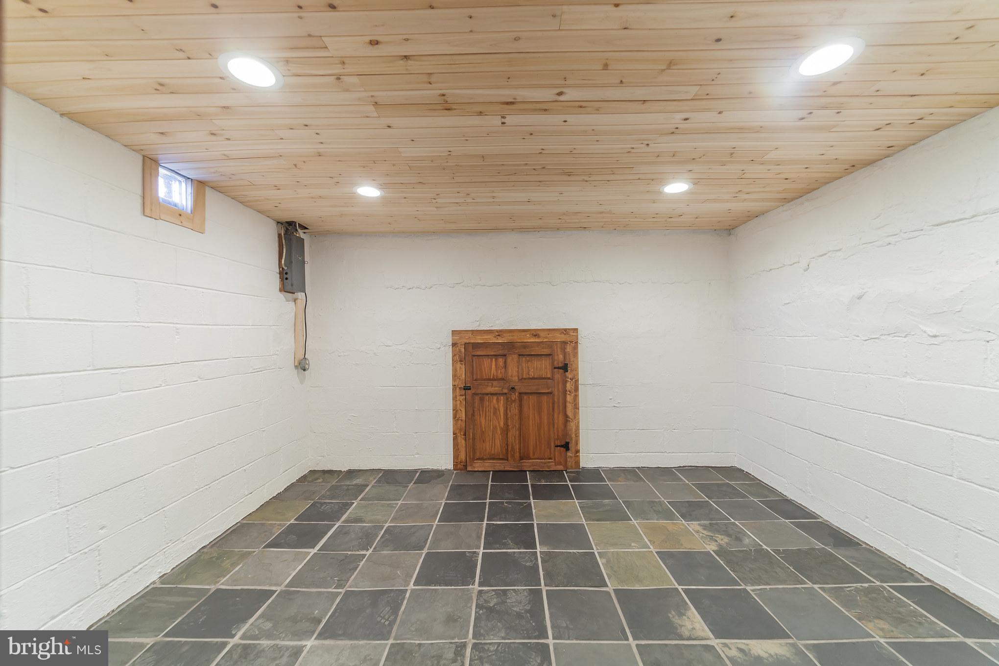 9508 St Andrews Way Silver Spring, MD 20901 - Photo 25 of 30 Basement wine cellar/storage