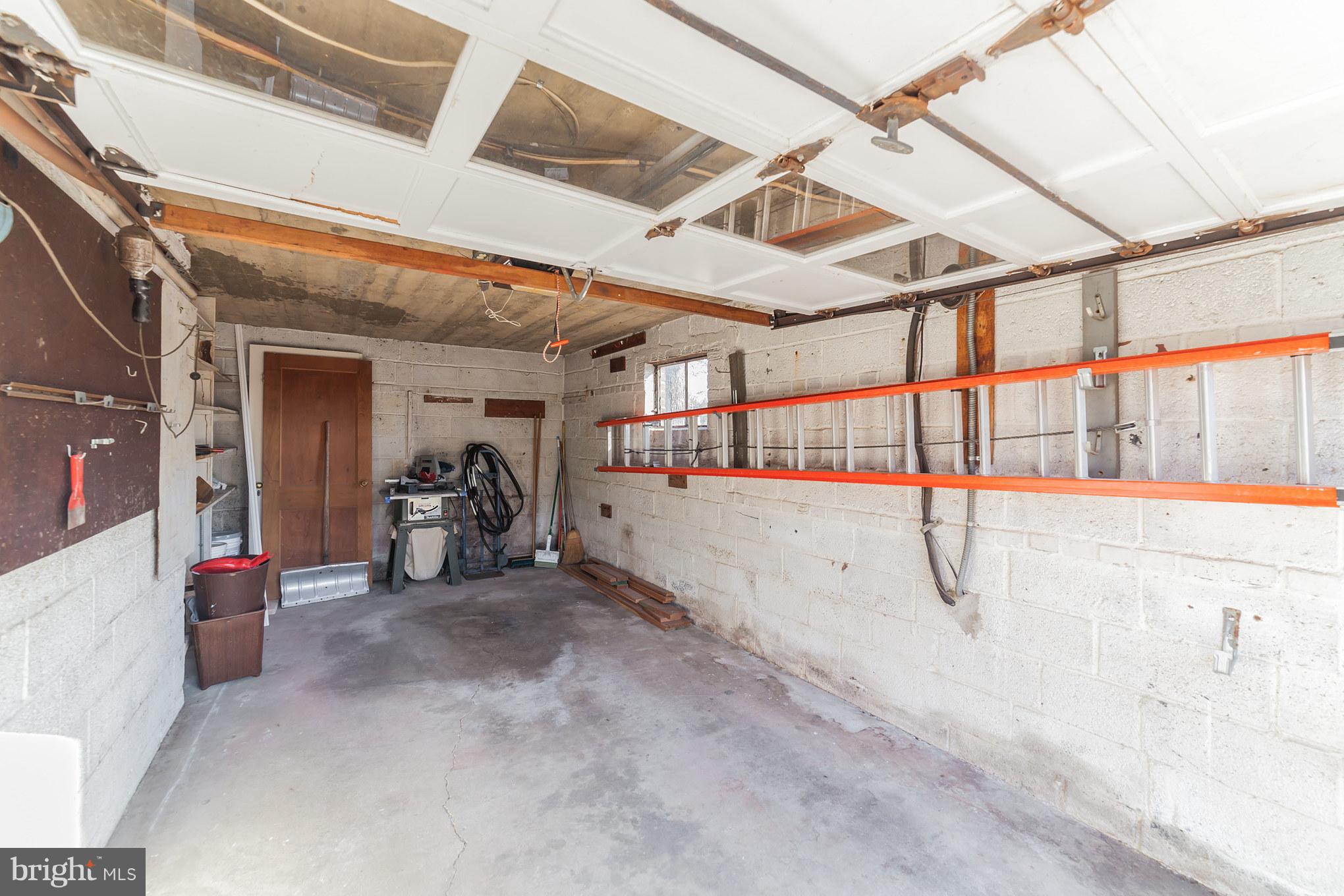 9508 St Andrews Way Silver Spring, MD 20901 - Photo 28 of 30 Garage - rear entrance