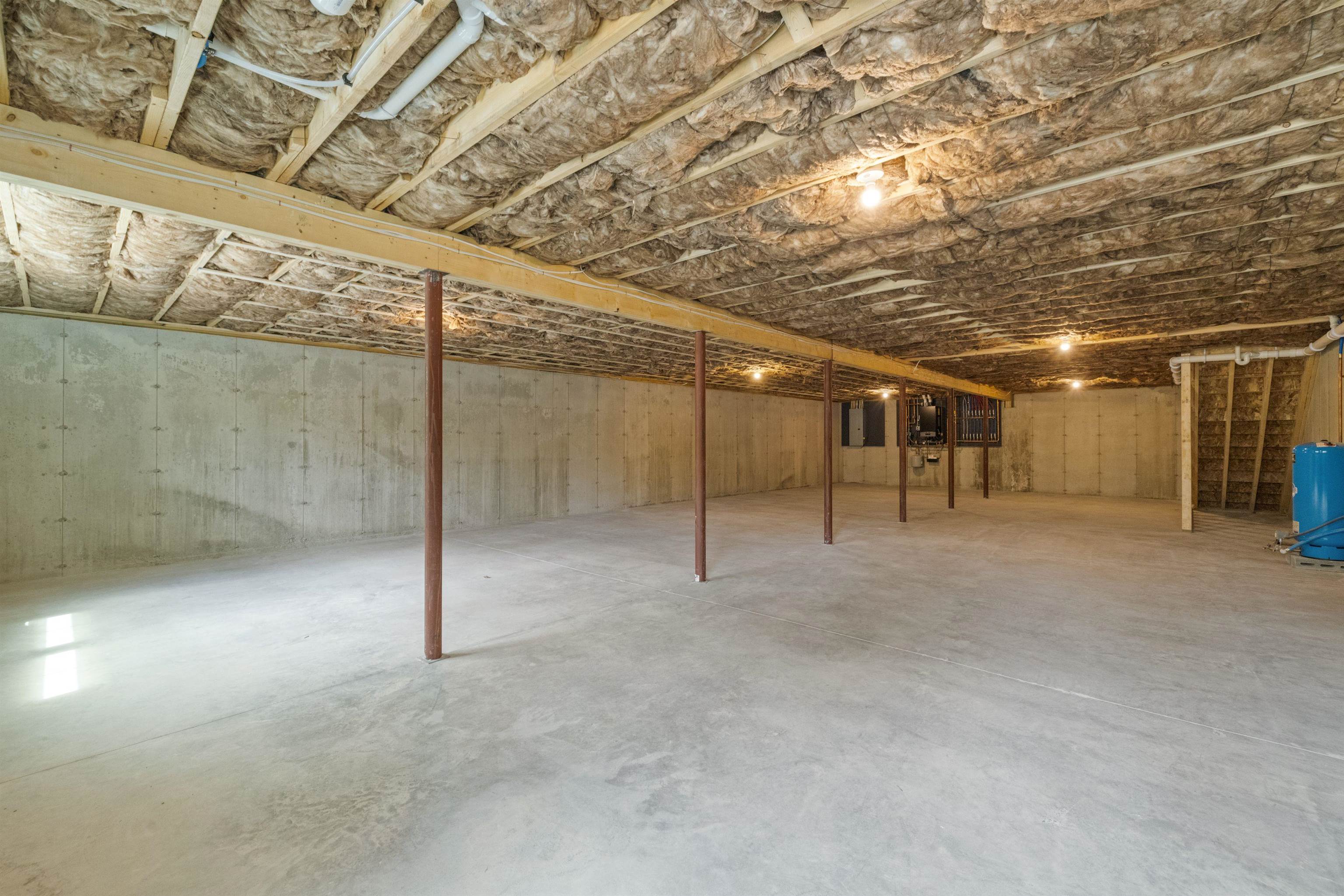 110 Knowles Pond Road Northfield, NH 03276 - Photo 35 of 53