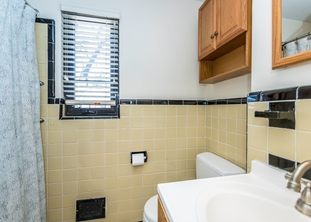 43 Pierce Road, Unit 43 Watertown, MA 02472 - Photo 20 of 27 Gallery Image 20