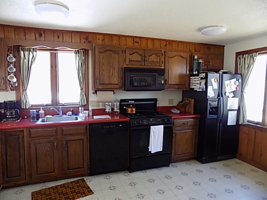 85 Lehan Road Bethlehem, NH 03574 - Photo 12 of 31