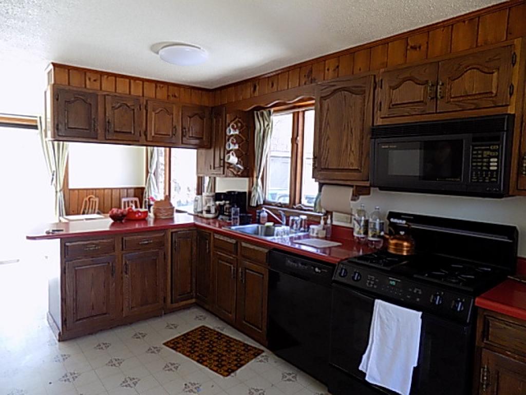 85 Lehan Road Bethlehem, NH 03574 - Photo 13 of 31