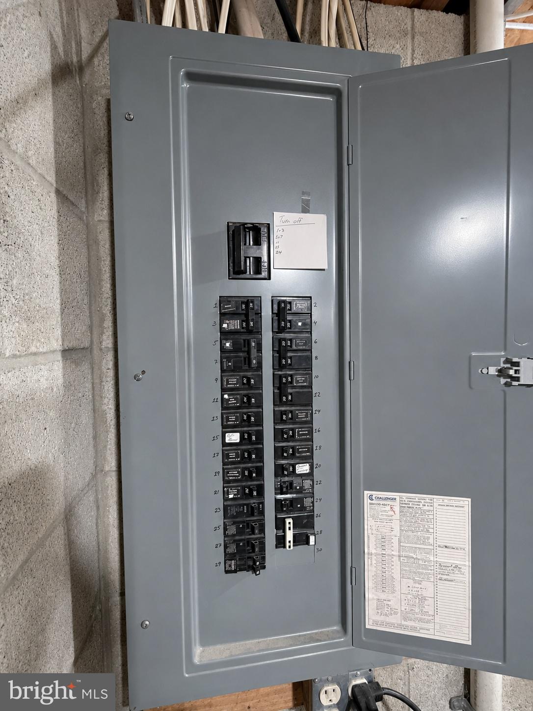 279 Radio Road Elizabethtown, PA 17022 - Photo 21 of 25 200- Amp Electric