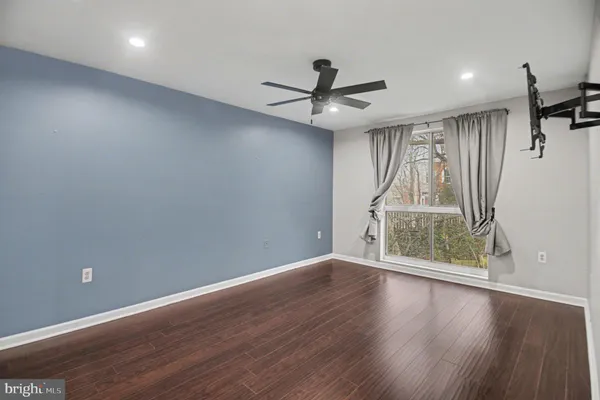 $2,200 | 5616 Bismach Drive, Unit 204, Alexandria, VA 22312