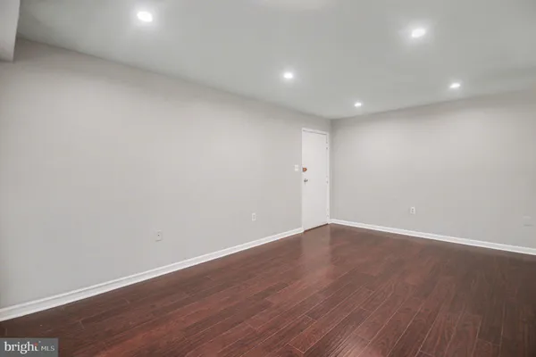 $2,200 | 5616 Bismach Drive, Unit 204, Alexandria, VA 22312