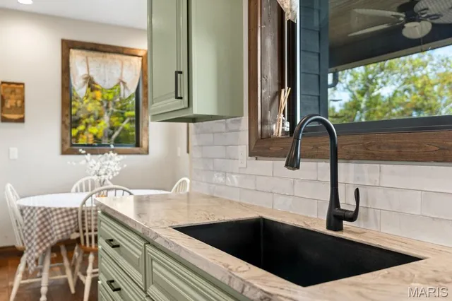 $1,050,000 | 975 Foggy Court, Washington, MO 63090