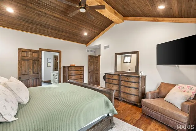 $1,050,000 | 975 Foggy Court, Washington, MO 63090