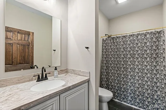 $1,050,000 | 975 Foggy Court, Washington, MO 63090