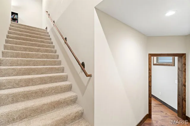 $1,050,000 | 975 Foggy Court, Washington, MO 63090