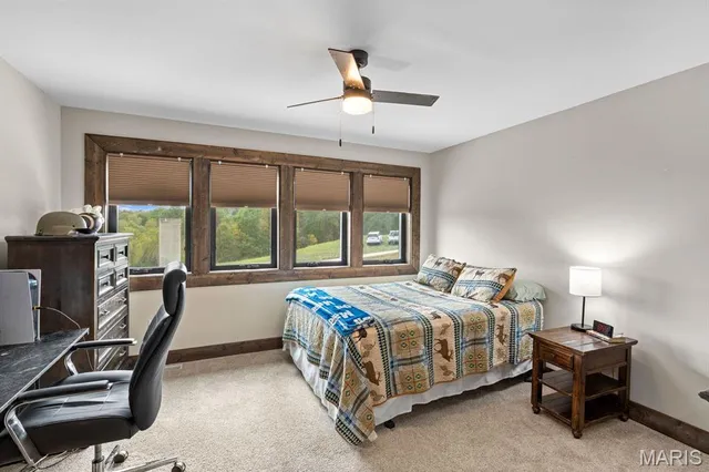 $1,050,000 | 975 Foggy Court, Washington, MO 63090