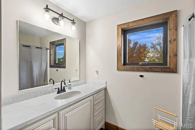 $1,050,000 | 975 Foggy Court, Washington, MO 63090