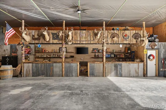 $1,050,000 | 975 Foggy Court, Washington, MO 63090