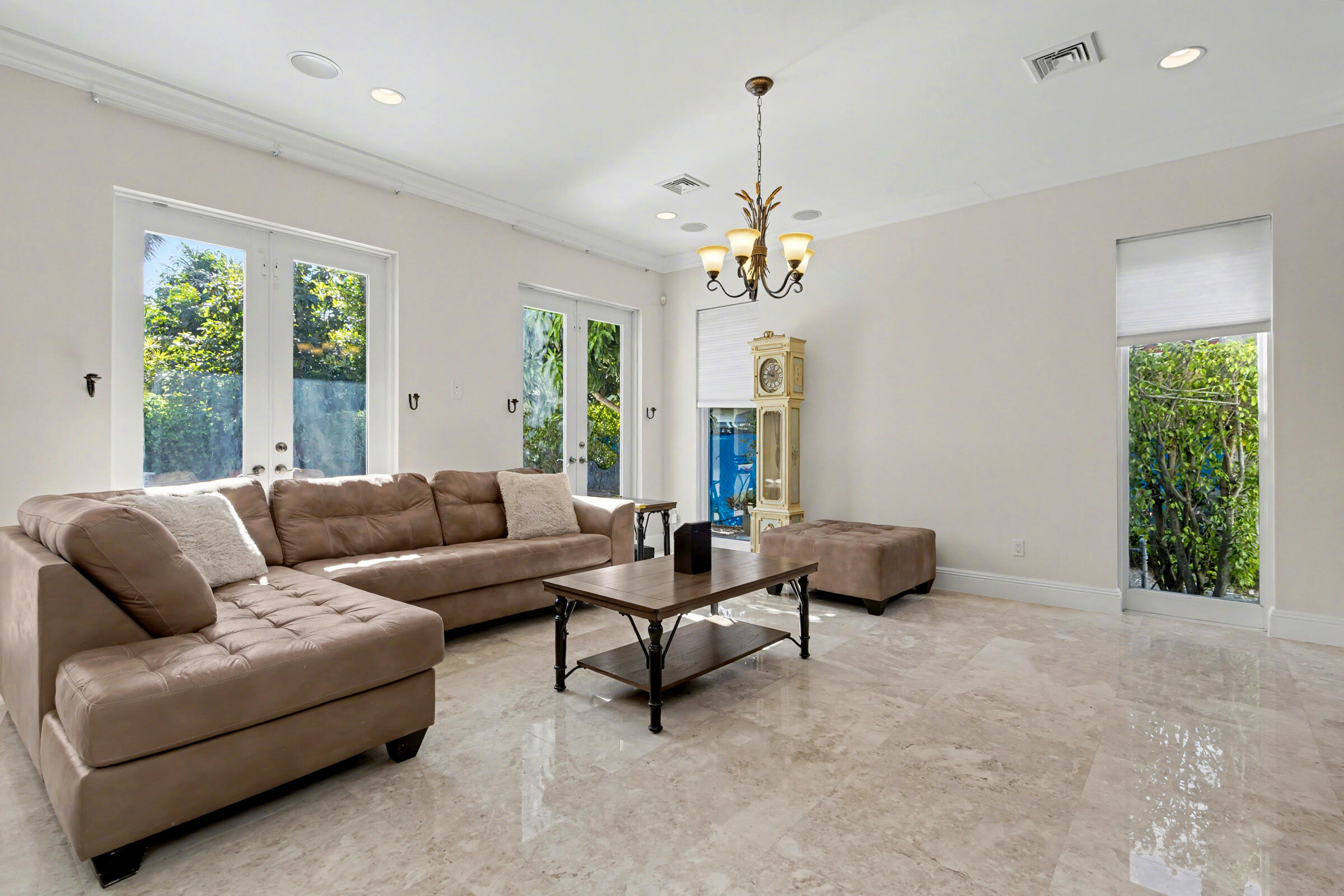 860 Park Drive East Boca Raton, FL 33432 - Photo 25 of 57 860-32