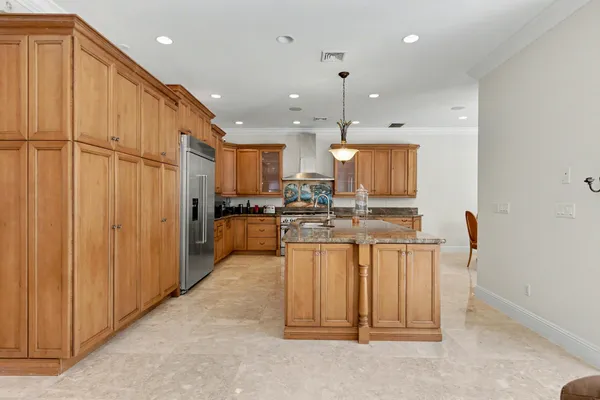 $19,950 | 860 Park Drive East, Boca Raton, FL 33432