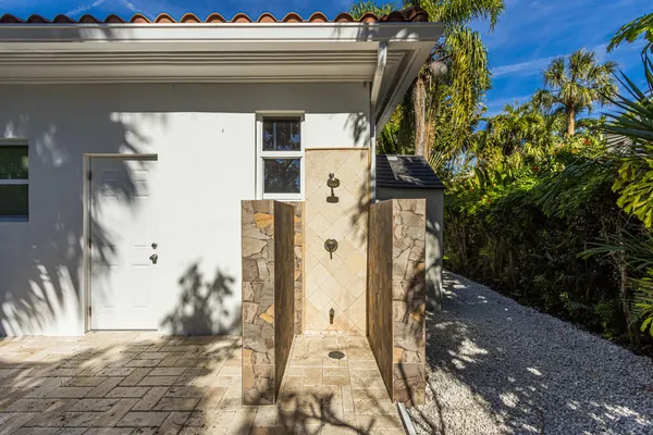 $19,950 | 860 Park Drive East, Boca Raton, FL 33432