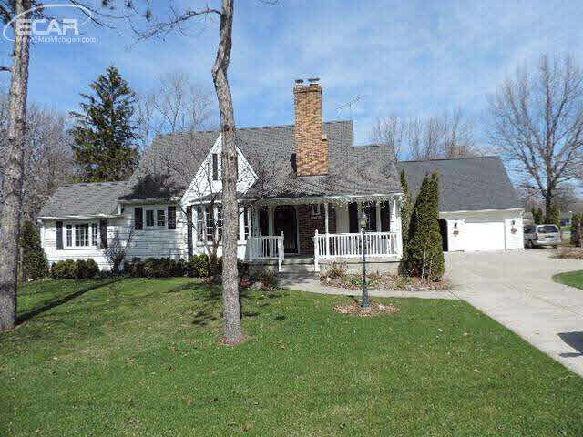 5510 Corunna Road Flint, MI 48532 - Photo 2 of 33 21127162-1.JPG