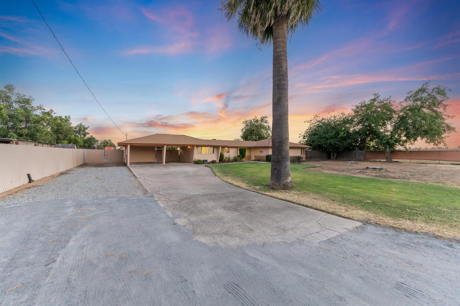 4730 East Richert Avenue Fresno, CA 93726 - Photo 2 of 26