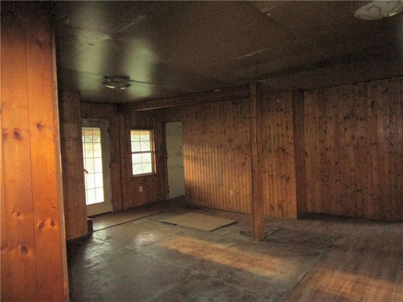 313 Weaver Road Marion Center, PA 15759 - Photo 4 of 19 living room
