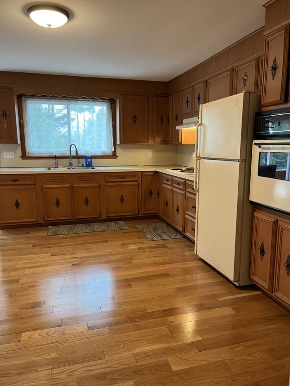 6 Fairview Park Road Sturbridge, MA 01566 - Photo 5 of 30 Gallery Image 5