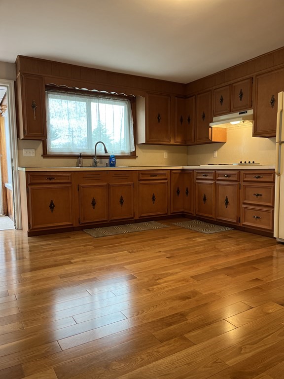 6 Fairview Park Road Sturbridge, MA 01566 - Photo 9 of 30 Gallery Image 9