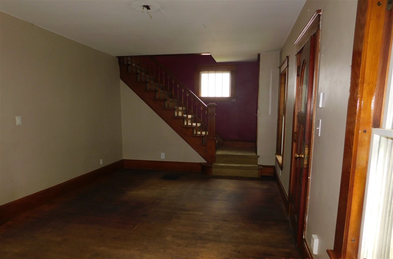 36.50 Prospect Street Springfield, VT 05156 - Photo 3 of 12