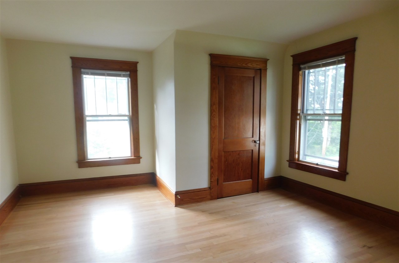 36.50 Prospect Street Springfield, VT 05156 - Photo 8 of 12
