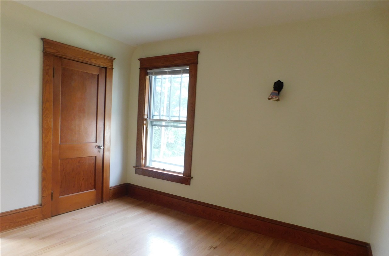 36.50 Prospect Street Springfield, VT 05156 - Photo 9 of 12