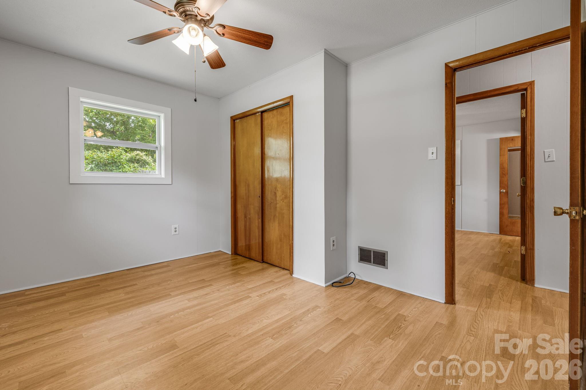 25 Hickory Tree Road Asheville, NC 28805 - Photo 25 of 39 Gallery Image 25