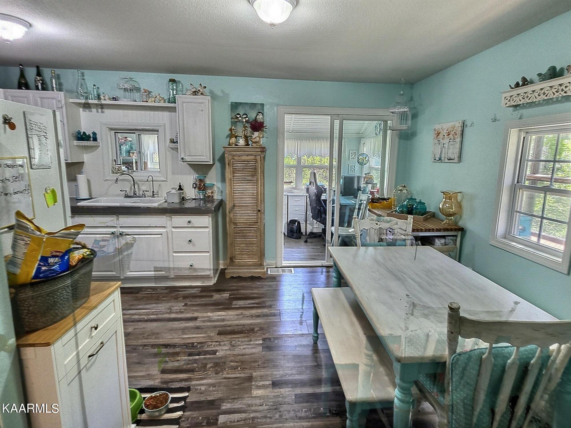 2110 Highland Road Maryville, TN 37801 - Photo 7 of 19 exposio_127991037