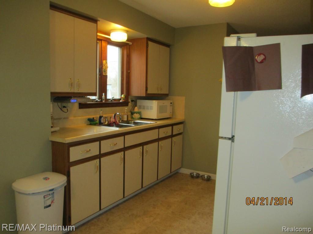 2480 North Irish Road Davison, MI 48423 - Photo 19 of 23 2480 Irish Rd (20).jpg