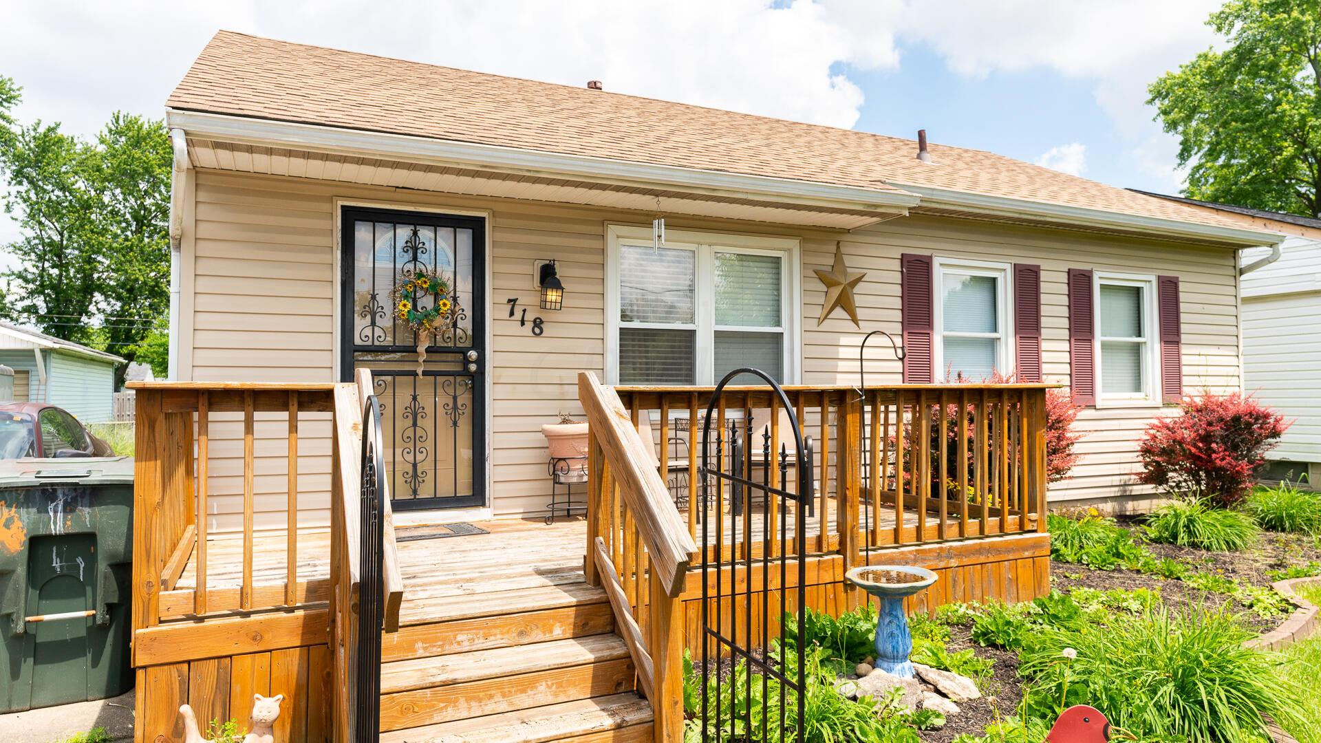 718 Williams Road Columbus, OH 43207 - Photo 4 of 15 DSC05333