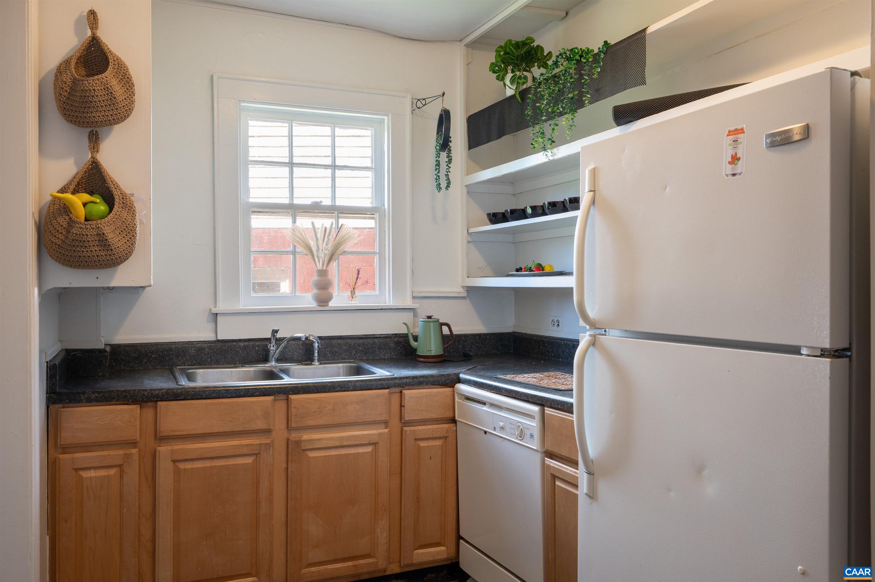 524 Valley Road Charlottesville, VA 22903 - Photo 6 of 31